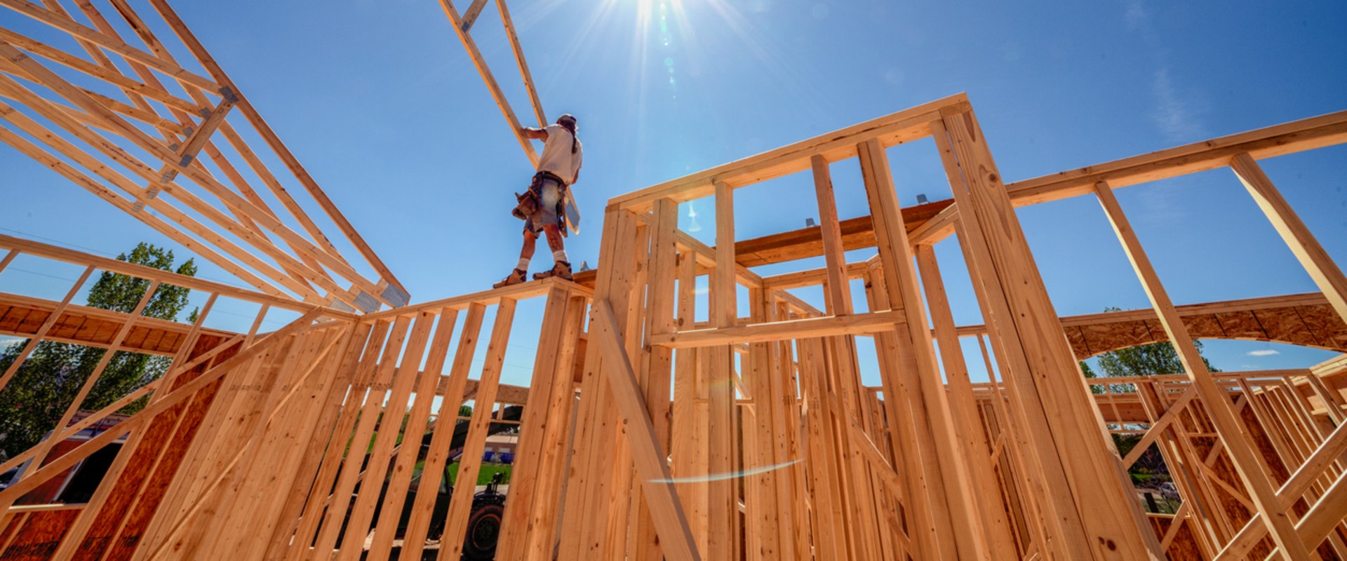 Is it harder to get a construction loan than a mortgage?