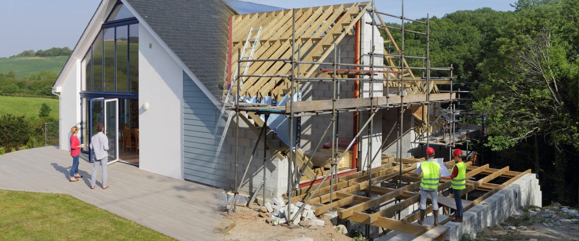 What is the credit score for a construction loan?