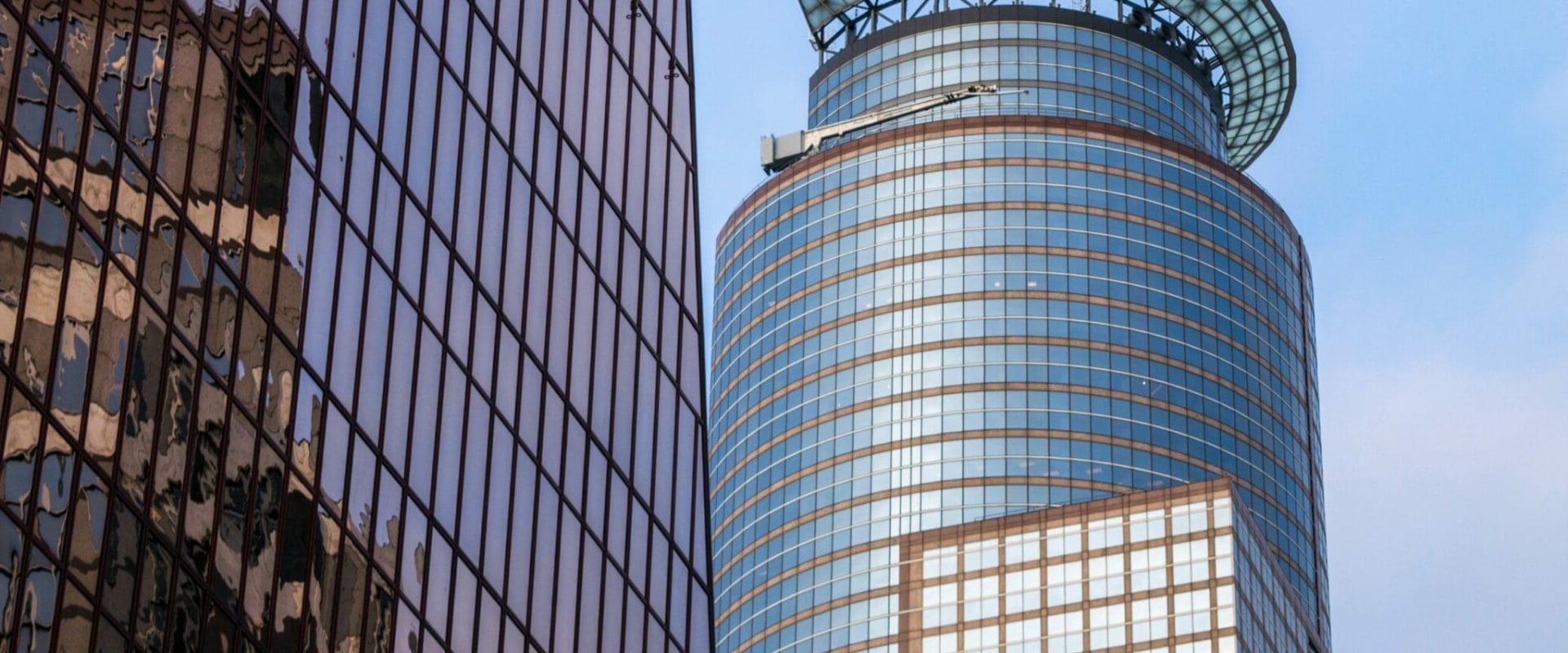 How does an interest reserve work on a construction loan?
